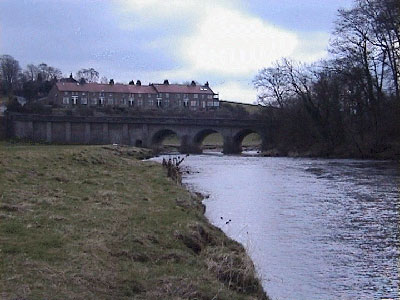 The 17th century road bridge back in to Grassington