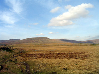 View along the path to Ingleborough and Simon Seat